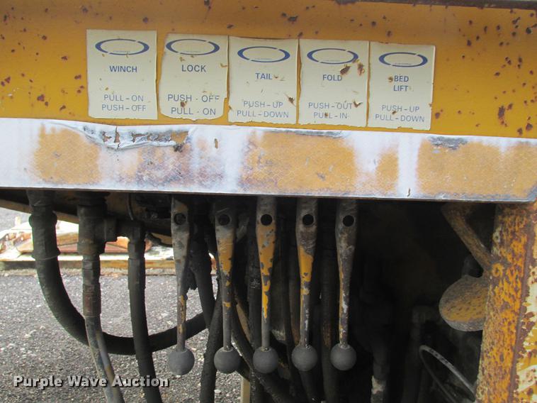 image for item DE3685 1997 Ledwell HT48102 drop deck equipment trailer