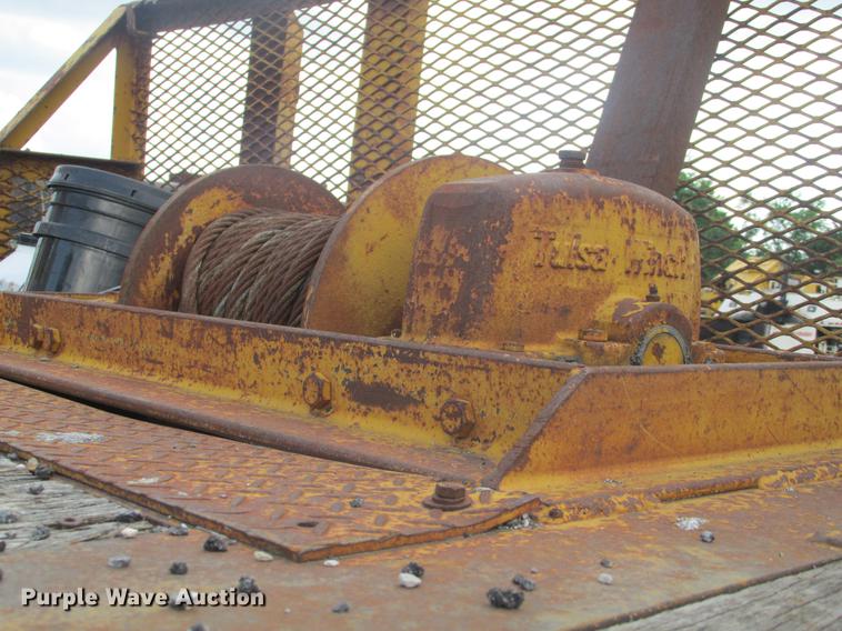 image for item DE3685 1997 Ledwell HT48102 drop deck equipment trailer