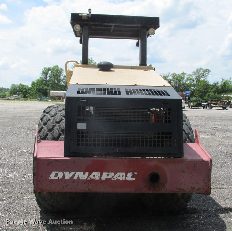 image for item DE3696 Dynapac CA260 single drum vibratory roller
