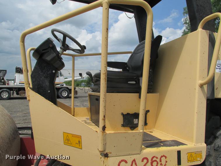 image for item DE3696 Dynapac CA260 single drum vibratory roller