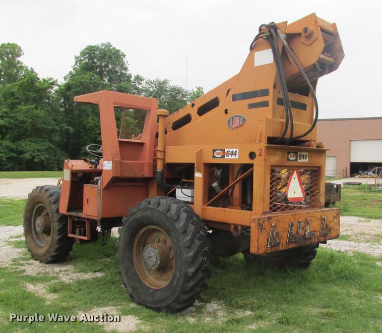image for item DE3699 Lull 644 telehandler