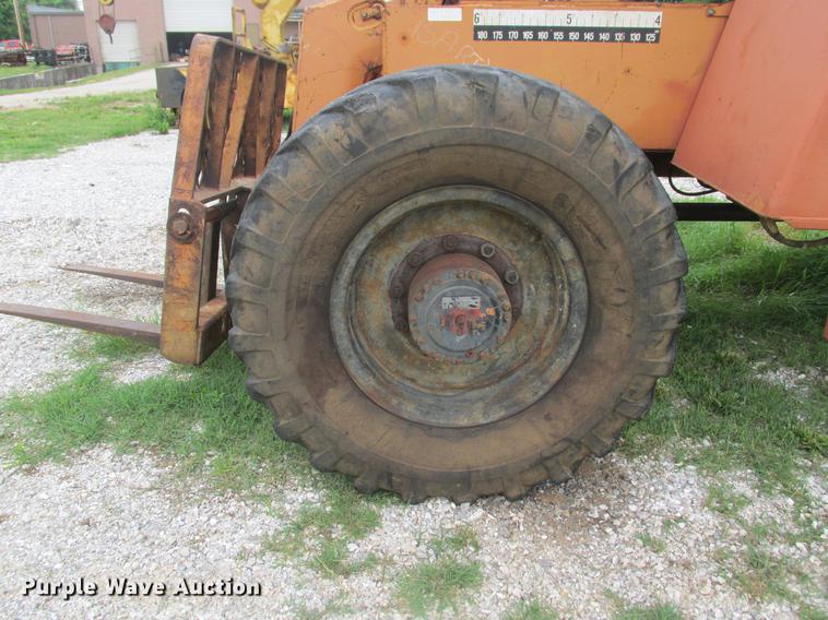 image for item DE3699 Lull 644 telehandler