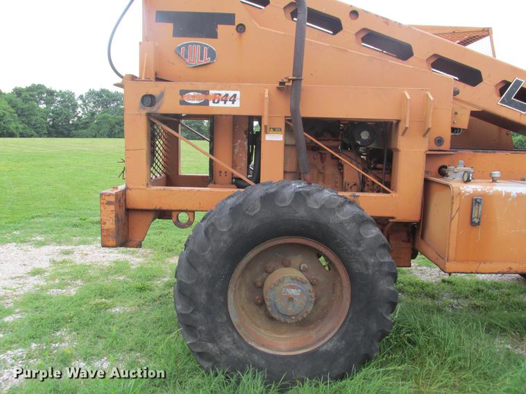 image for item DE3699 Lull 644 telehandler