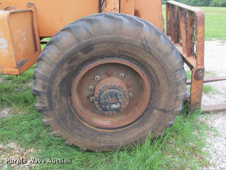 image for item DE3699 Lull 644 telehandler