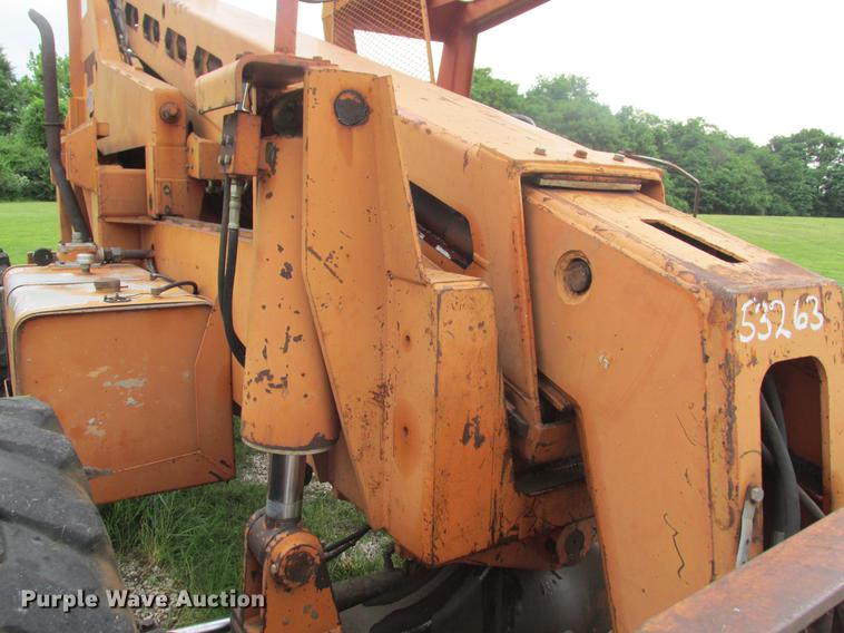 image for item DE3699 Lull 644 telehandler