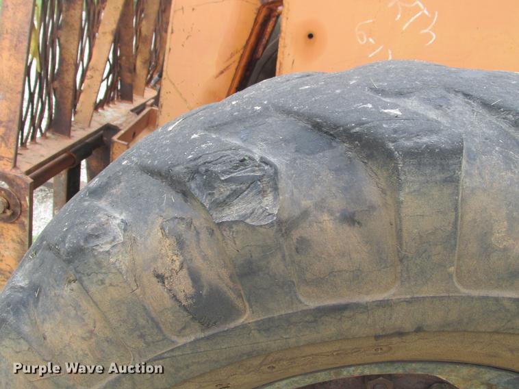 image for item DE3699 Lull 644 telehandler