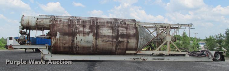 image for item DE3704 Free Flow RVF121CS self-erect silo