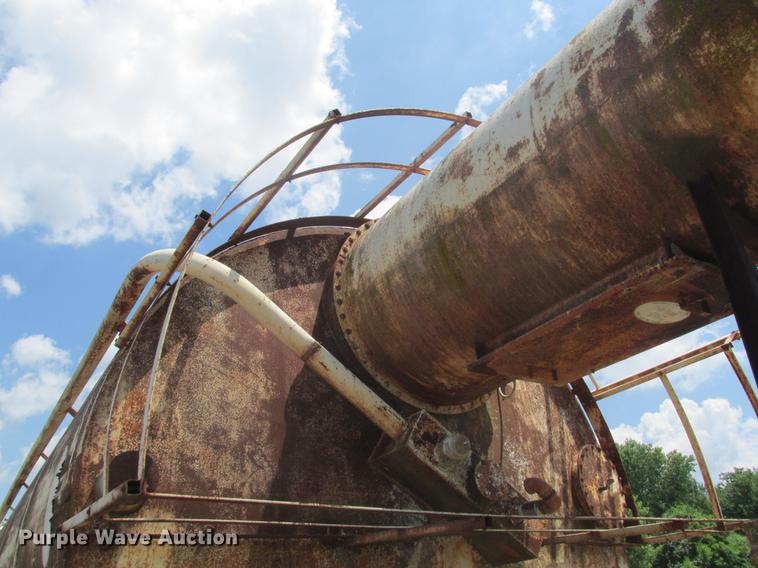 image for item DE3704 Free Flow RVF121CS self-erect silo