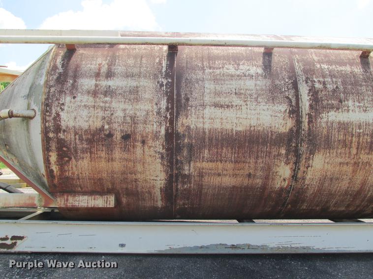 image for item DE3704 Free Flow RVF121CS self-erect silo