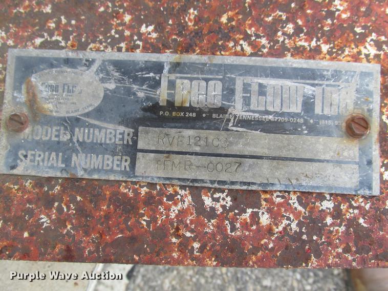 image for item DE3704 Free Flow RVF121CS self-erect silo