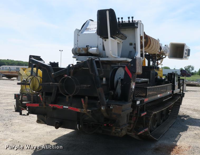 image for item DE3706 1996 Bombardier GT1600NTLFD Go-Tract track carrier with digger derrick