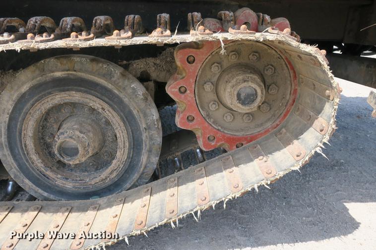 image for item DE3706 1996 Bombardier GT1600NTLFD Go-Tract track carrier with digger derrick