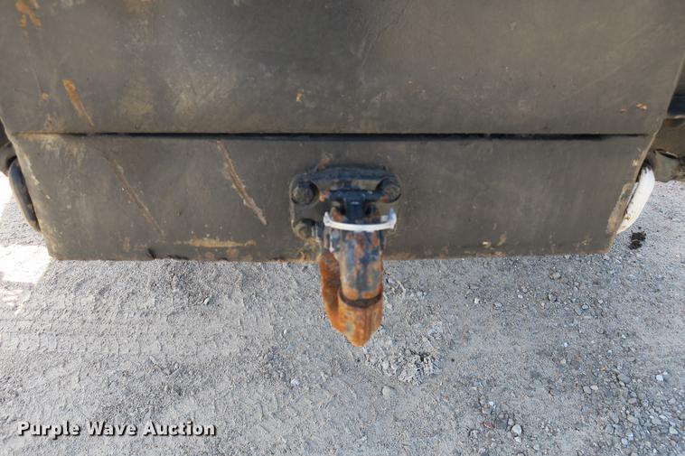 image for item DE3706 1996 Bombardier GT1600NTLFD Go-Tract track carrier with digger derrick