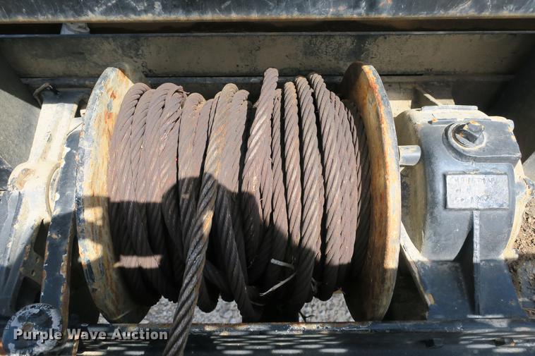 image for item DE3706 1996 Bombardier GT1600NTLFD Go-Tract track carrier with digger derrick