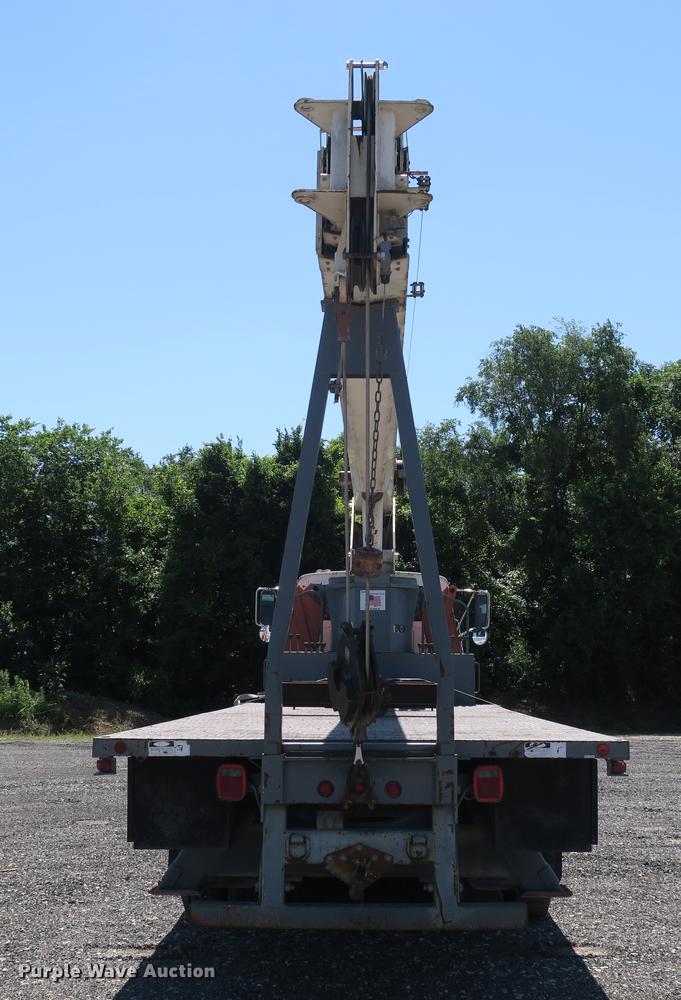 image for item DE3707 1992 Ford L9000 crane truck