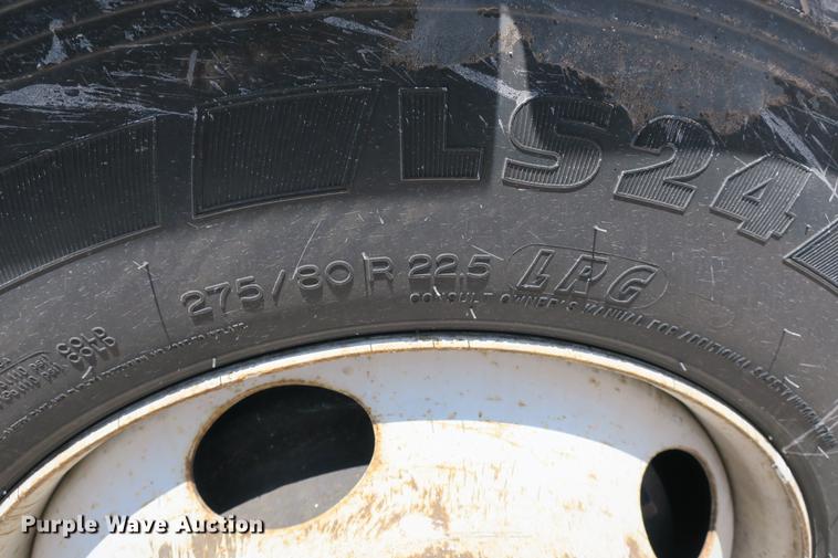 image for item DE3708 2007 Kenworth T300 service truck