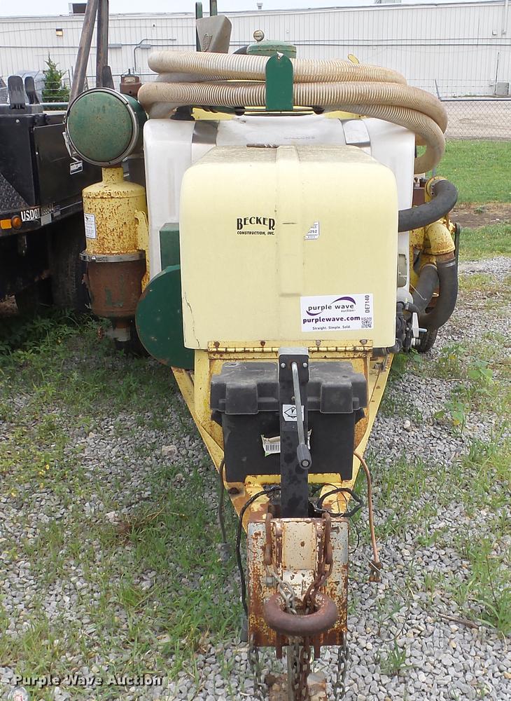 image for item DE7140 2001 Ring A Matic Jet Vac vacuum trailer