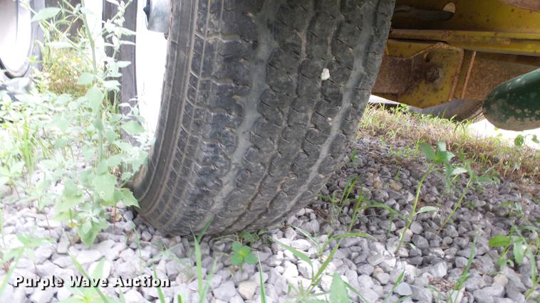 image for item DE7140 2001 Ring A Matic Jet Vac vacuum trailer