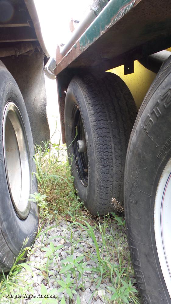 image for item DE7140 2001 Ring A Matic Jet Vac vacuum trailer