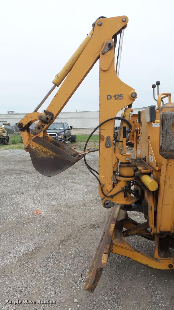 image for item DE7143 Case 660 trencher