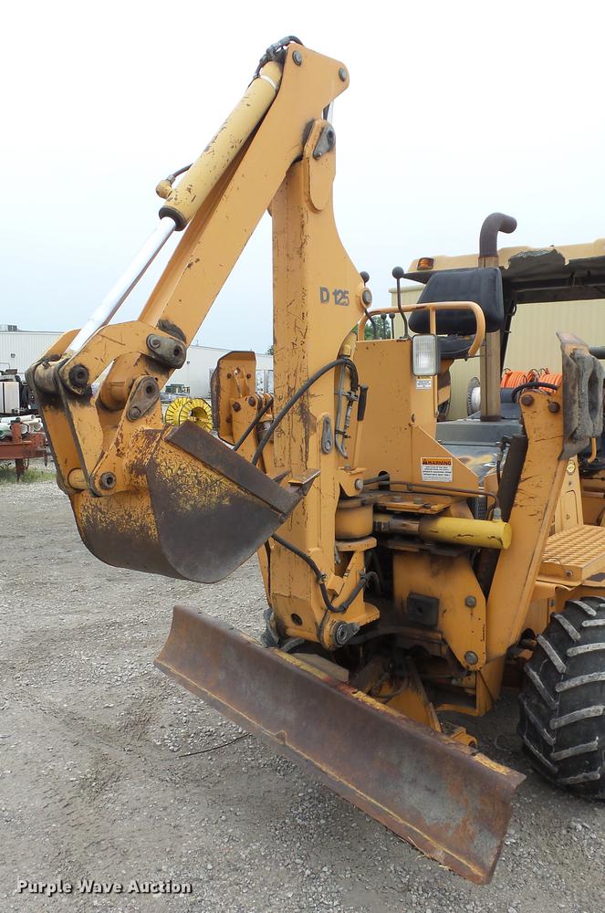 image for item DE7143 Case 660 trencher