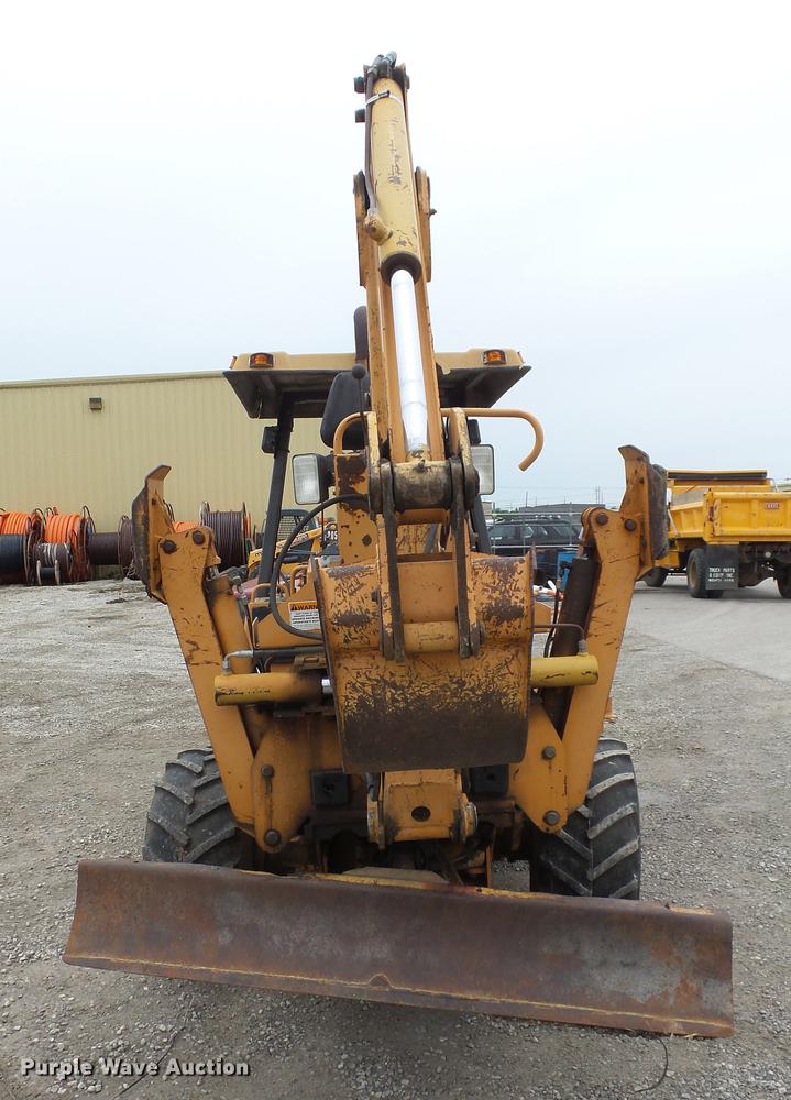 image for item DE7143 Case 660 trencher
