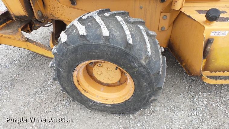 image for item DE7143 Case 660 trencher