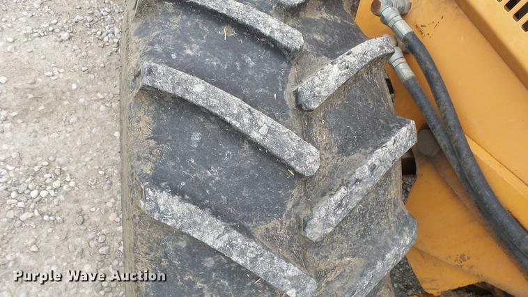 image for item DE7143 Case 660 trencher