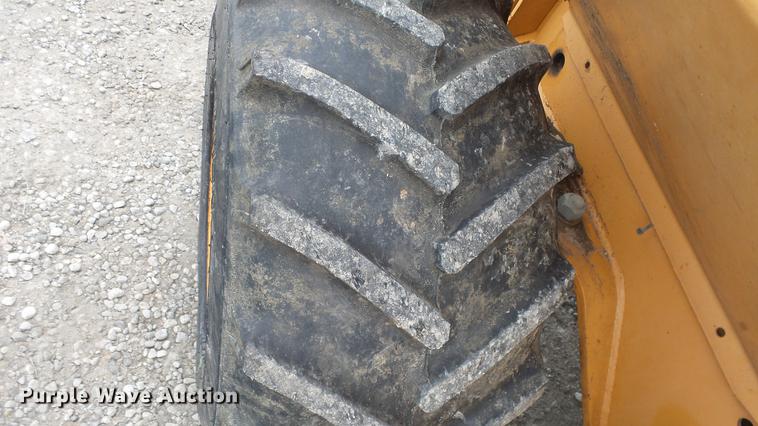 image for item DE7143 Case 660 trencher