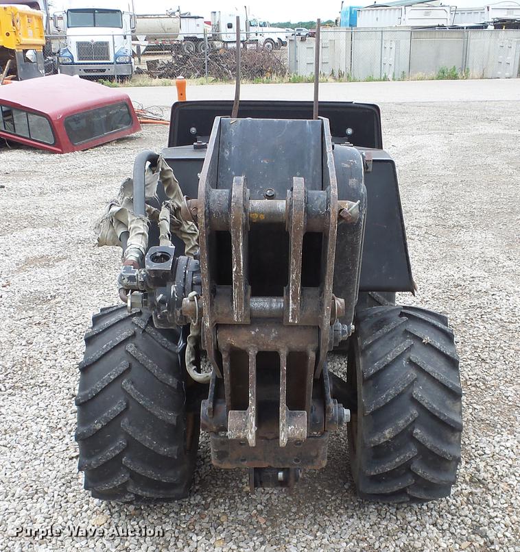 image for item DE7144 Ditch Witch 410SX vibratory cable plow