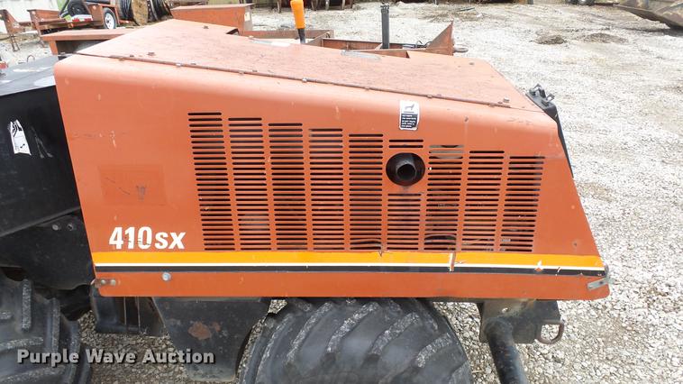 image for item DE7144 Ditch Witch 410SX vibratory cable plow