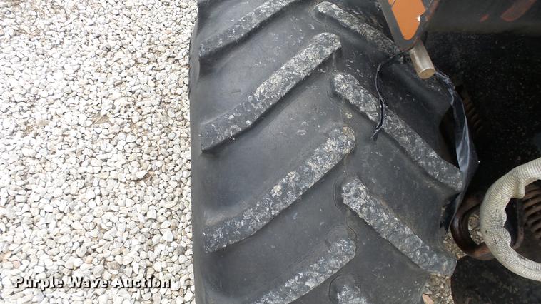 image for item DE7144 Ditch Witch 410SX vibratory cable plow