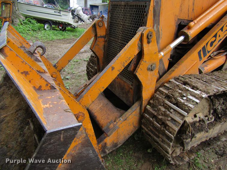 image for item DF3808 1979 Case 1450 track loader