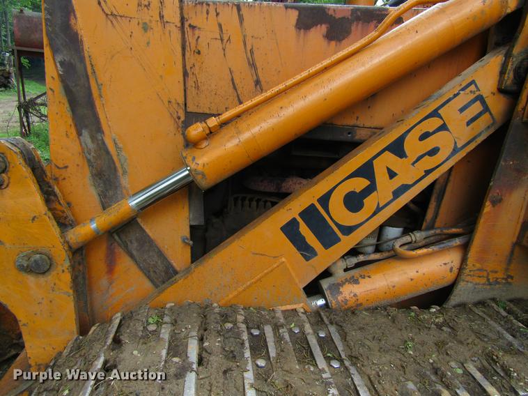 image for item DF3808 1979 Case 1450 track loader