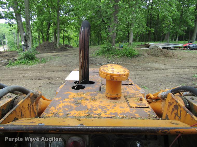 image for item DF3808 1979 Case 1450 track loader