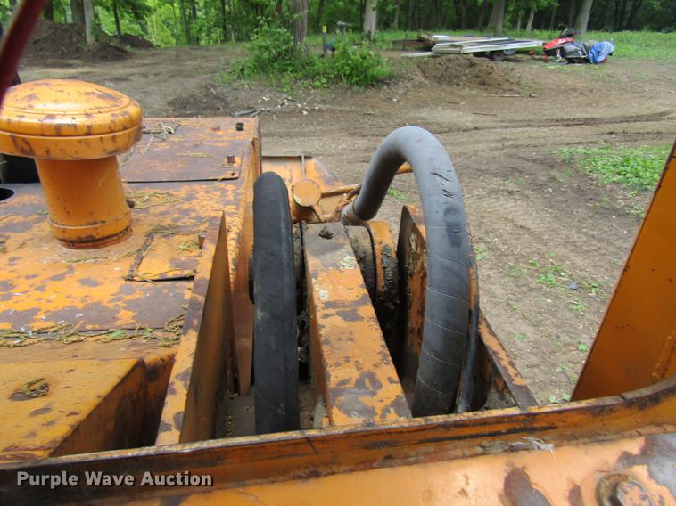 image for item DF3808 1979 Case 1450 track loader