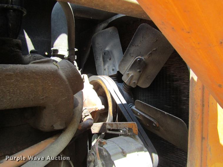 image for item DF3808 1979 Case 1450 track loader