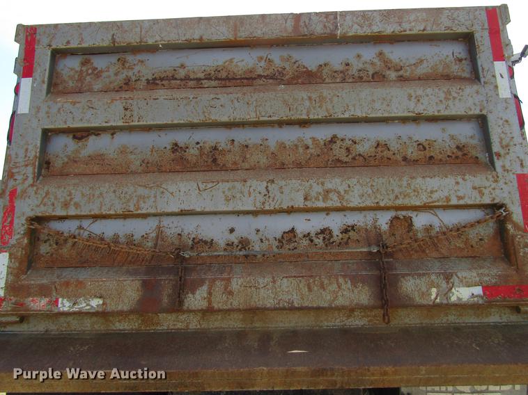 image for item DF3813 1993 Western Star 4900 dump truck