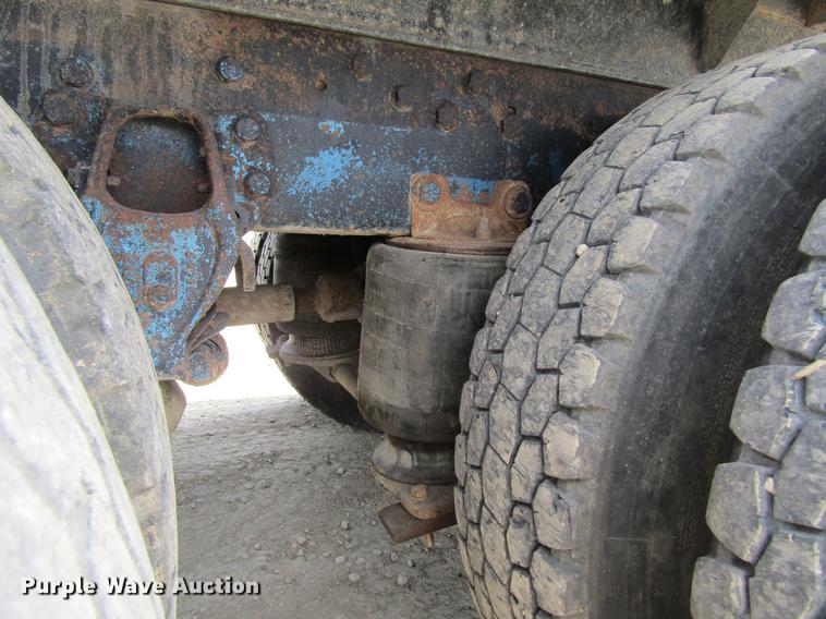 image for item DF3813 1993 Western Star 4900 dump truck