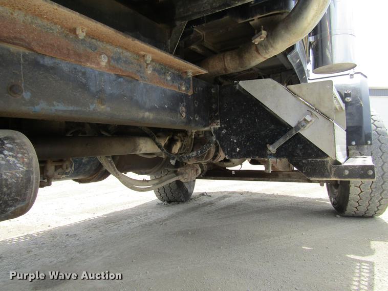 image for item DF3813 1993 Western Star 4900 dump truck