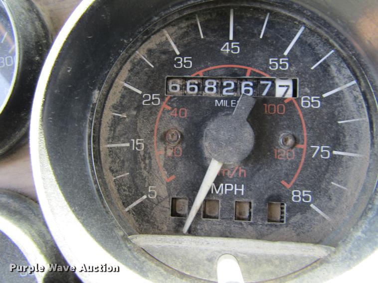 image for item DF3813 1993 Western Star 4900 dump truck