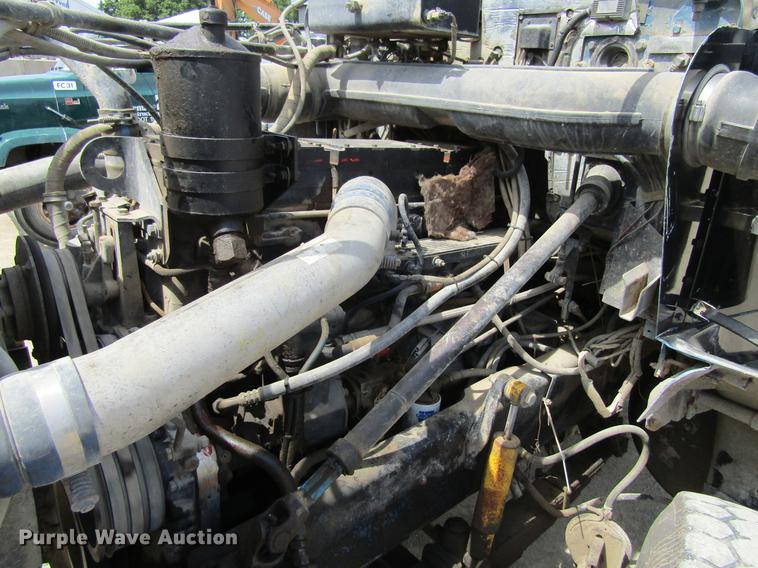 image for item DF3813 1993 Western Star 4900 dump truck