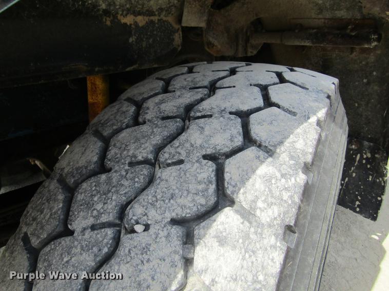 image for item DF3813 1993 Western Star 4900 dump truck