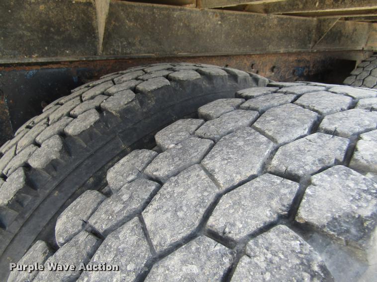 image for item DF3813 1993 Western Star 4900 dump truck