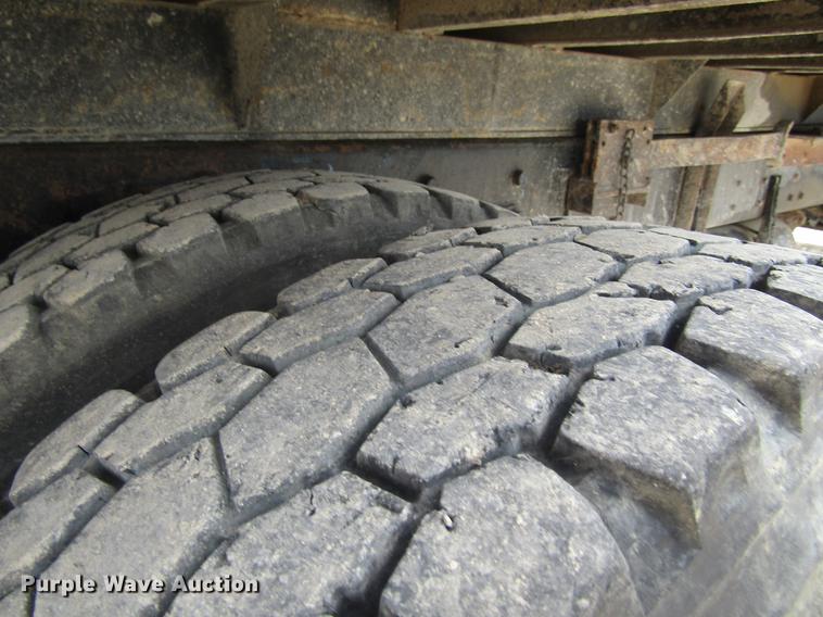 image for item DF3813 1993 Western Star 4900 dump truck