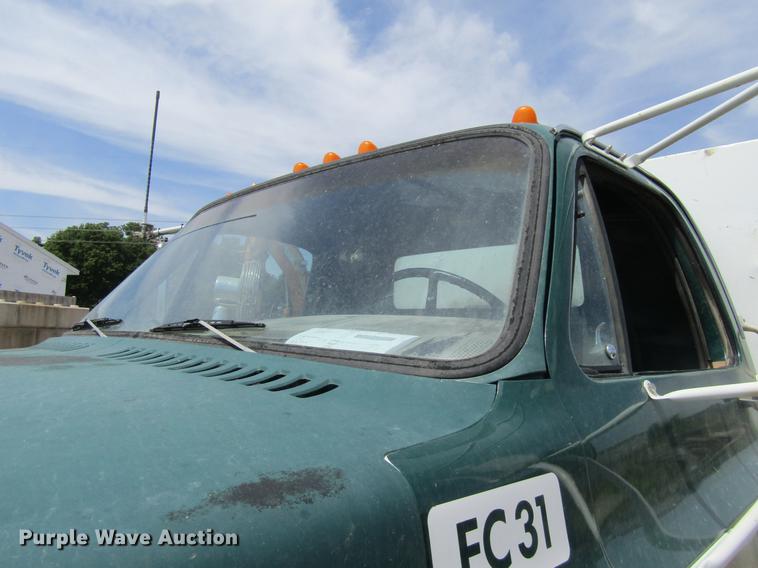 image for item DF3814 1989 GMC C7000 dump truck