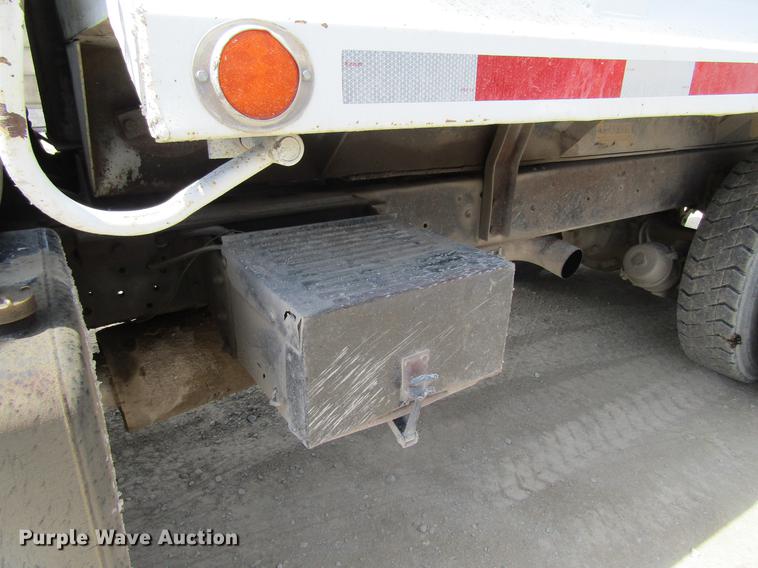 image for item DF3814 1989 GMC C7000 dump truck