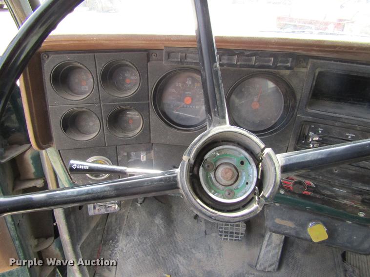 image for item DF3814 1989 GMC C7000 dump truck