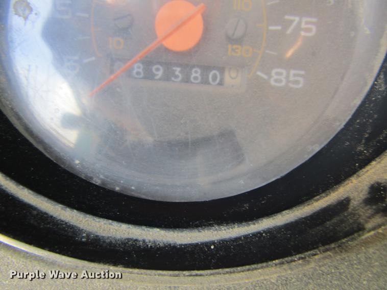 image for item DF3814 1989 GMC C7000 dump truck