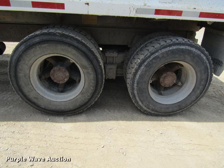 image for item DF3814 1989 GMC C7000 dump truck